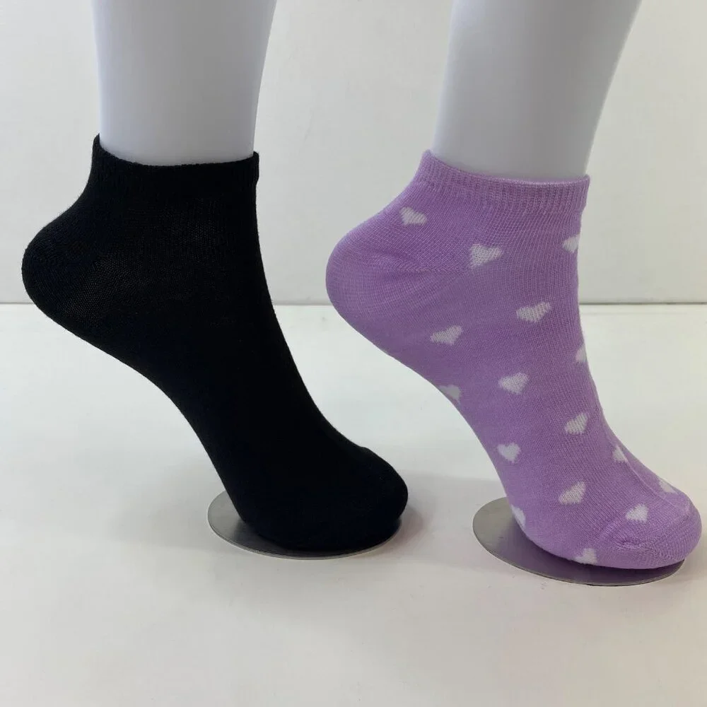 Womens Low-Cut Ankle Socks Set 2 Purple White Hearts Solid Black